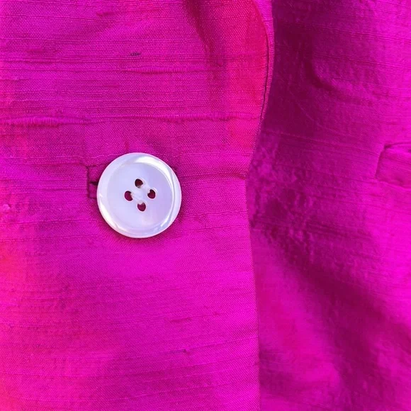 Women’s Vintage 90’s Liz Claiborne pink blazer. 100% silk. Size 12. - Picture 2 of 7